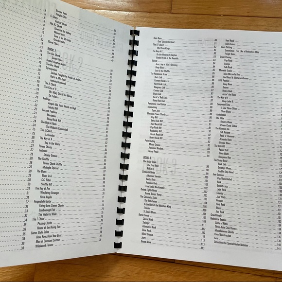 Two Guitar Books - Picture 6 of 8